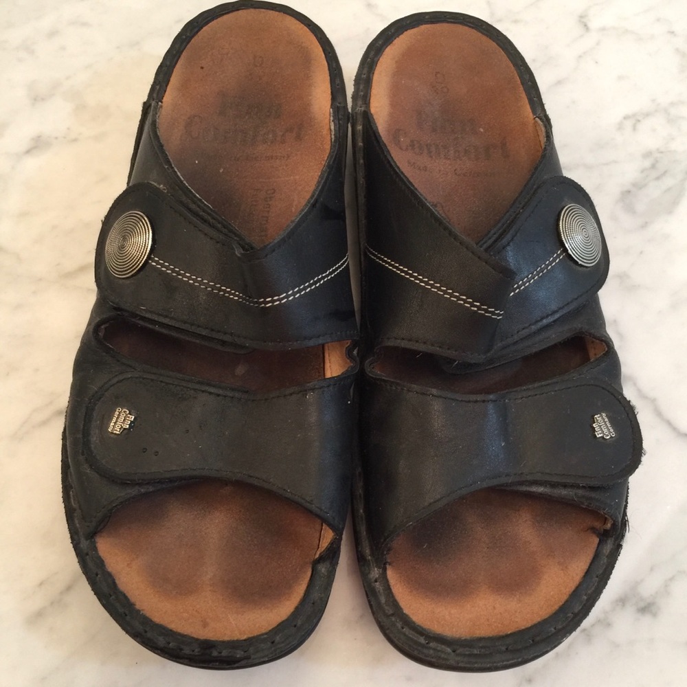 Finn Comfort black sandals w/cork footbed, 8.5